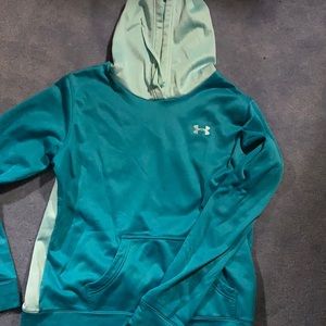 Two toned Under Armor sweatshirt